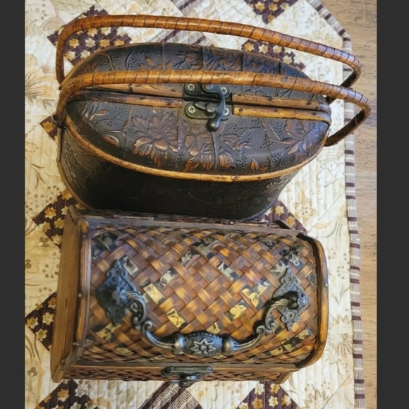 Wood, Bamboo,Metal Purses/Boxes/Decorative/Vintage, Lot of 4 - Picture 9 of 12